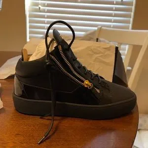 Giuseppe Zanotti | Shoes | Authentic Giuseppe Zanotti Unisex  display picture 2